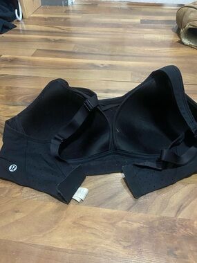 lululemon athletica Sports Bra